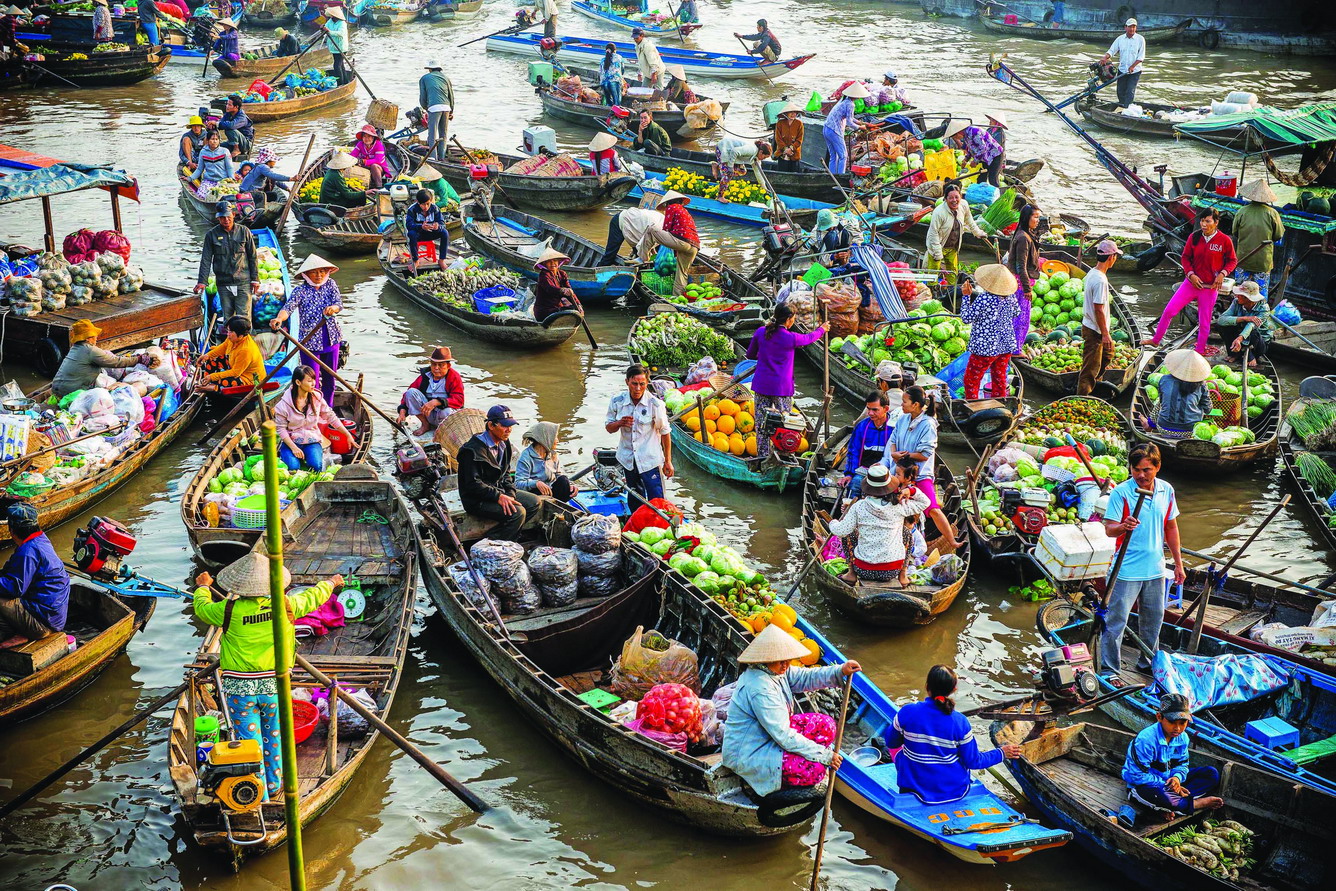 HÀ NỘI - TP. HCM - TÂY NINH - TIỀN GIANG - CẦN THƠ - HÀ NỘI 4N3D