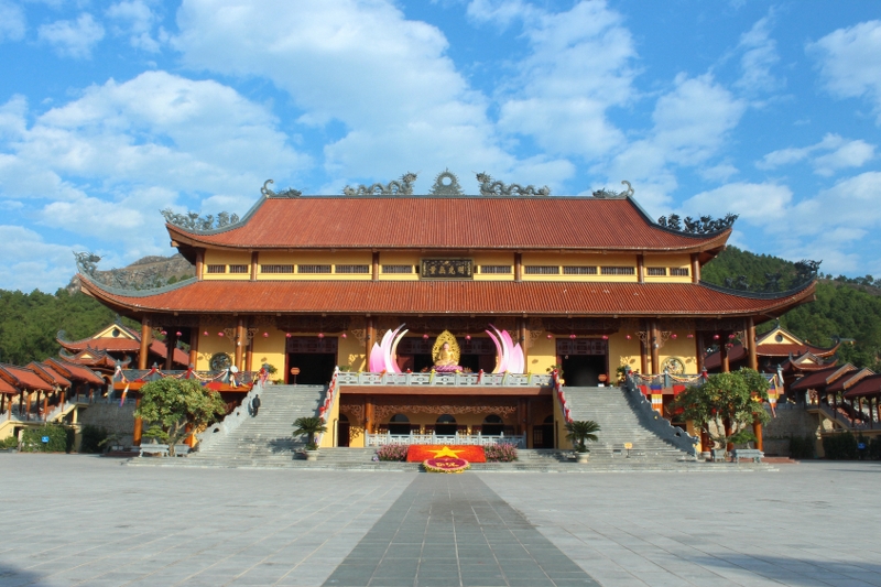 HÀ NỘI - CHÙA BA VÀNG - YÊN TỬ -  HÀ NỘI